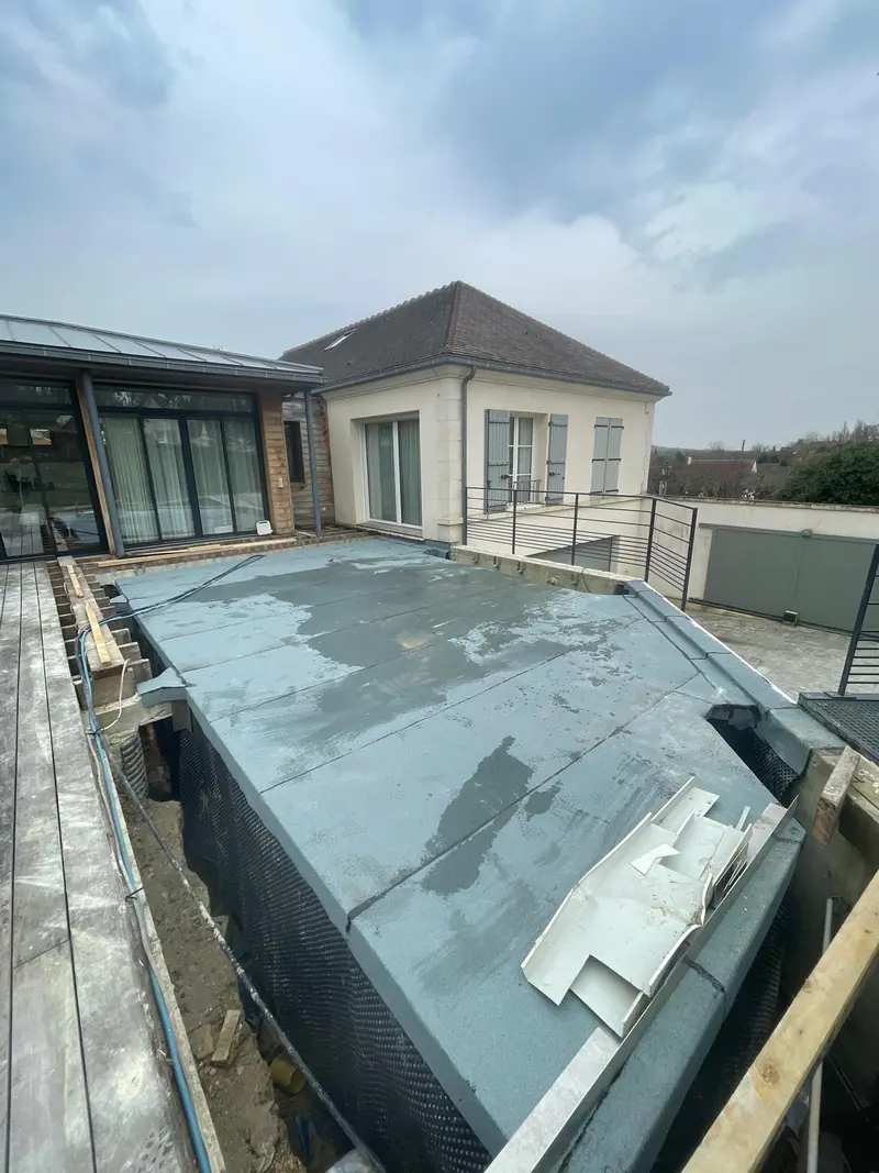 La dalle et son étanchéité (Agrandissement sous terrasse, Villiers-Adam)