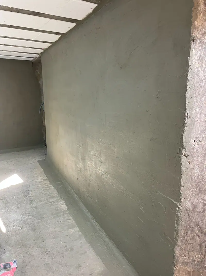 Les murs enduits (Agrandissement sous terrasse, Villiers-Adam)