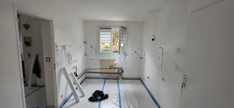 La cuisine vidée avant travaux (Cuisine ouverte, Vauréal)