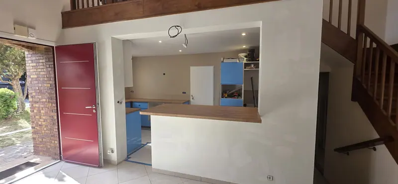 La cuisine en cours de pose (Cuisine ouverte, Vauréal)