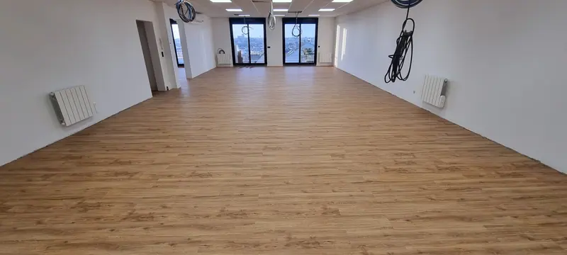 Le plateau terminé (Plateau de bureaux)