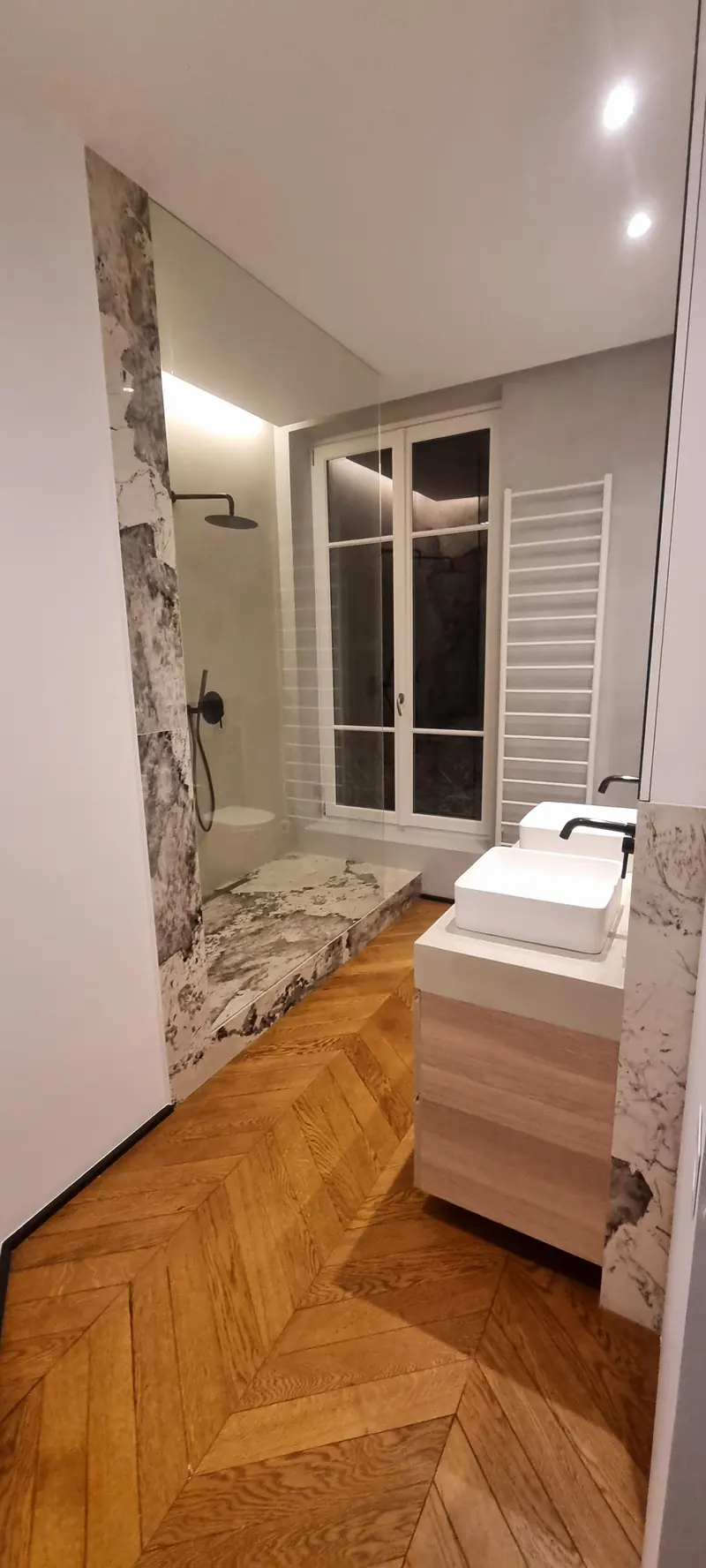 La salle d’eau (Rénovation d’un appartement ancien, Paris)
